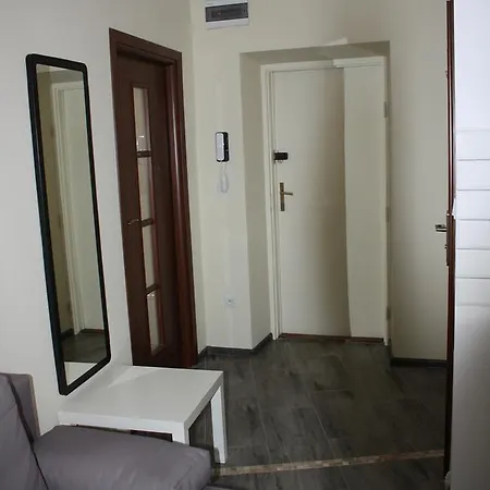Place 4 Appartamento
