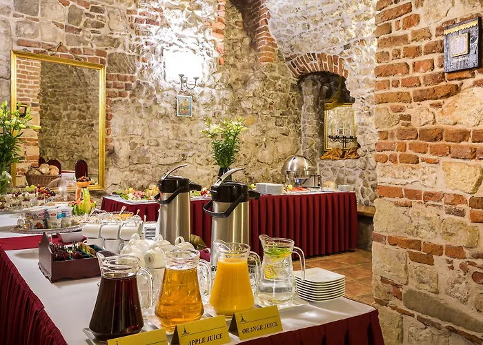 您的居所公寓 *