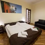 Апартаменты Place 4 *