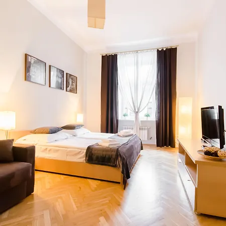 プレイス 4 ユー アパート *