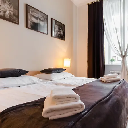 プレイス 4 ユー アパート