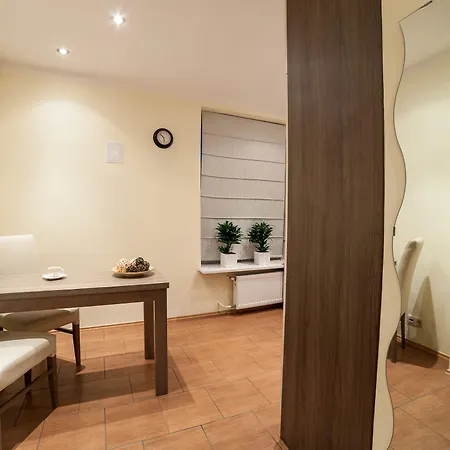 プレイス 4 ユー *