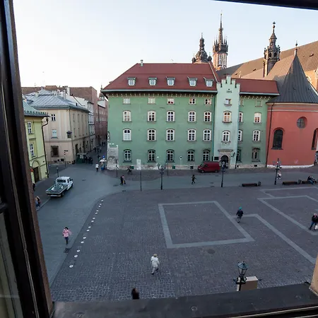 プレイス 4 ユー アパート